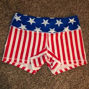 Fleo Shorts